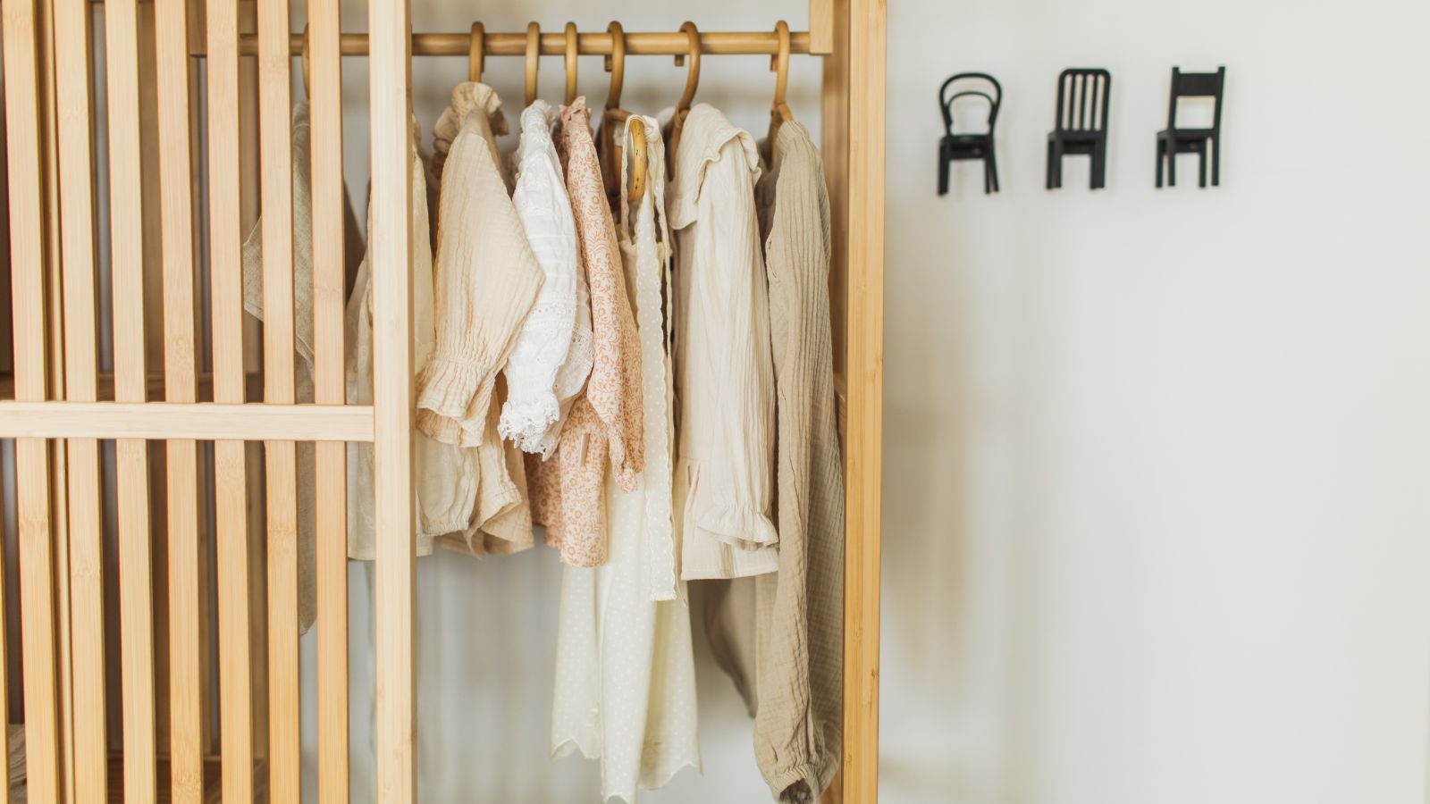8 small closet organizing mistakes: experts say these space-hoggers can be fixed in minutes