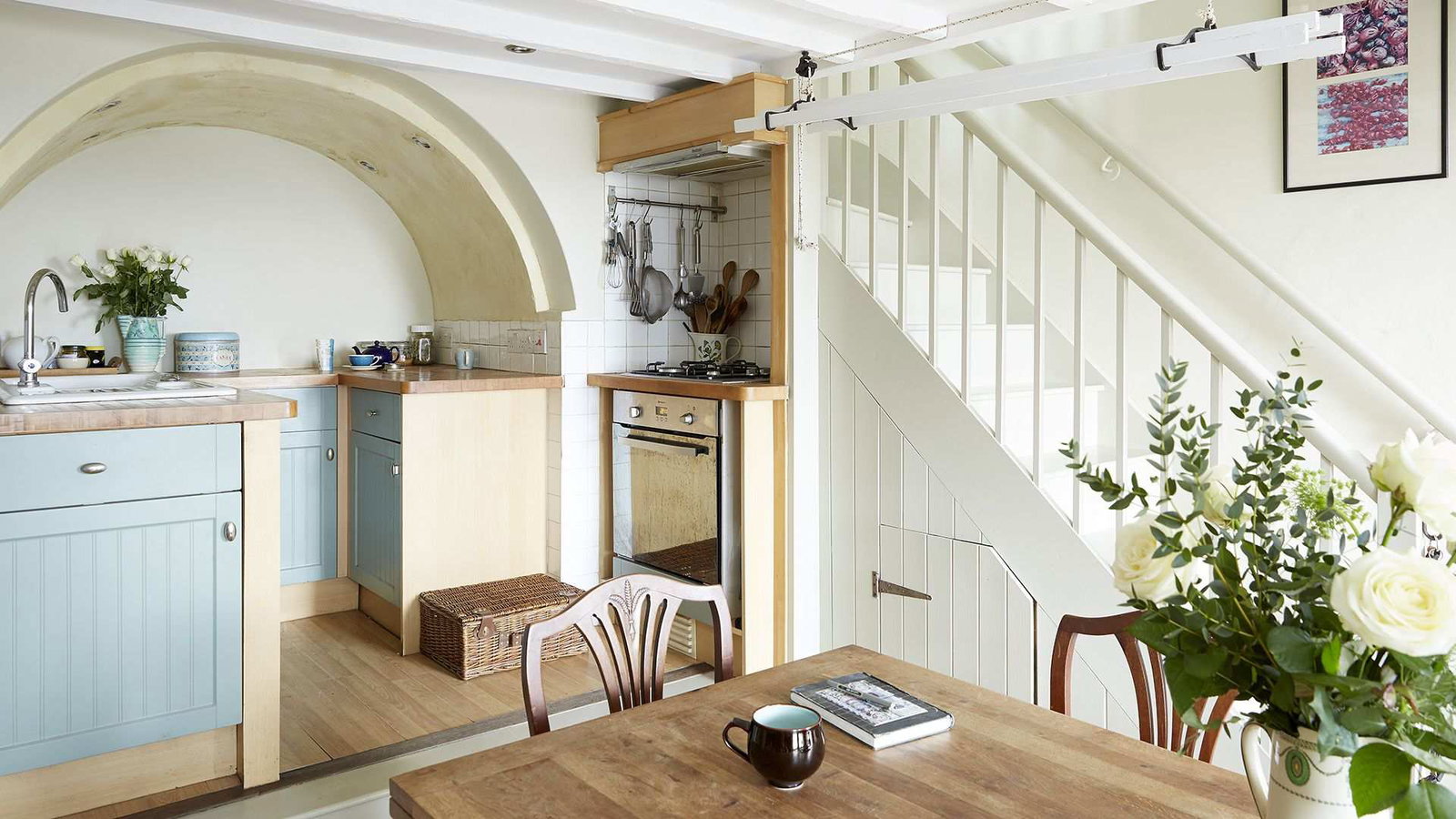 Cottage staircase ideas – style inspiration for a warm and homely look