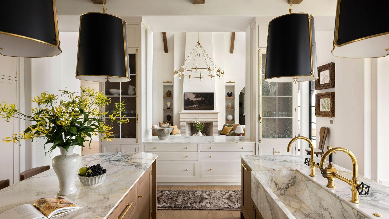 Kitchen Hatches Are Back – Why This Once-Dated ‘70s Design Trend Is Topping Remodeling Lists in 2026